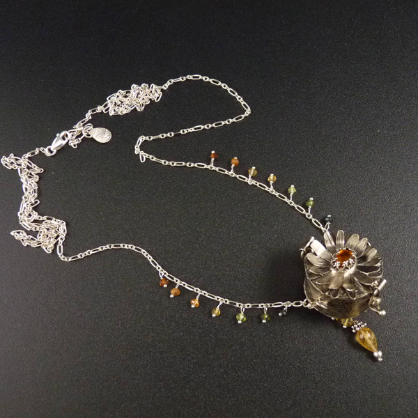 Kopretinová vílí krabička..amulet