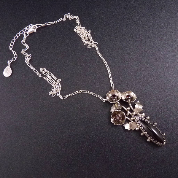Magické vlčí máky..amulet