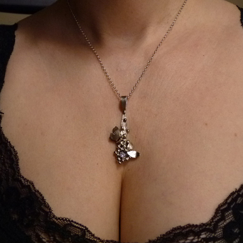Z lásky k motýlům..amulet
