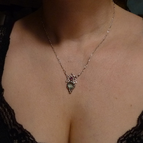 Sněhurčin amulet..