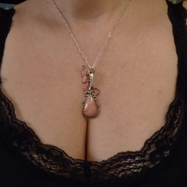 Něžné konvalinky..amulet