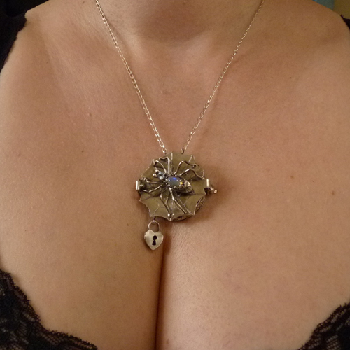 Moje tajemství..amulet